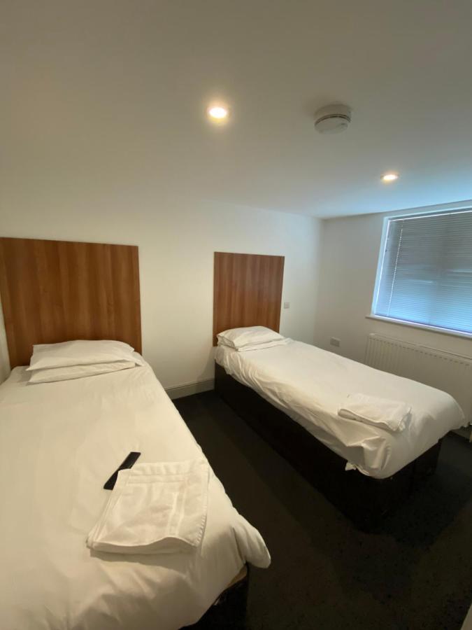 Contractors Guest House هاي ويكومبْ المظهر الخارجي الصورة