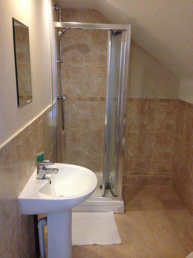 Contractors Guest House هاي ويكومبْ المظهر الخارجي الصورة